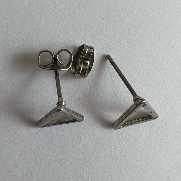 Silver tone Triangle Outline Stud Earrings Geometric Minimalist Modern - Picture 4 of 7